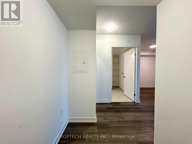 Photo du bâtiment - 55 Cooper St