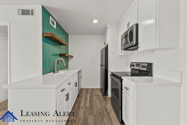 Building Photo - 23515 Lyons Ave