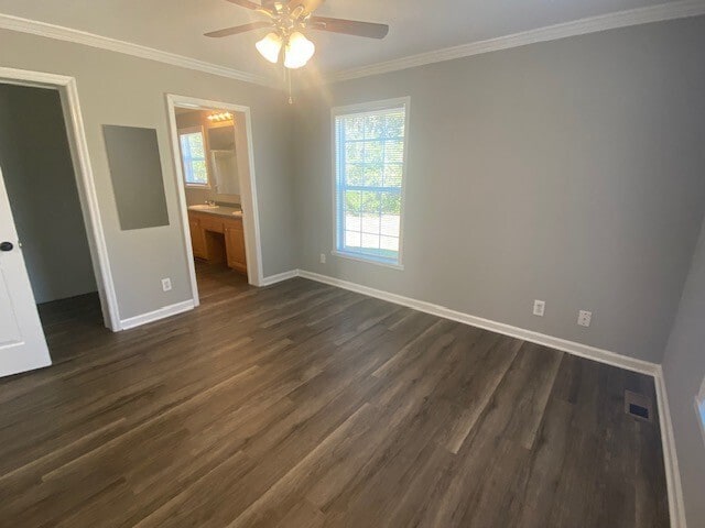 Building Photo - 1417 Woodcrest Dr