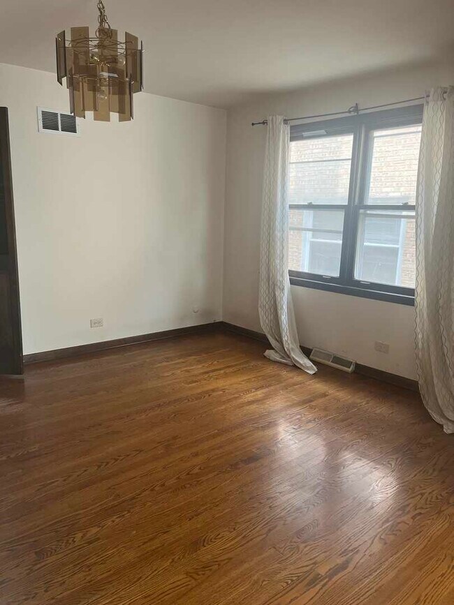 Foto del edificio - 5158 Carol St