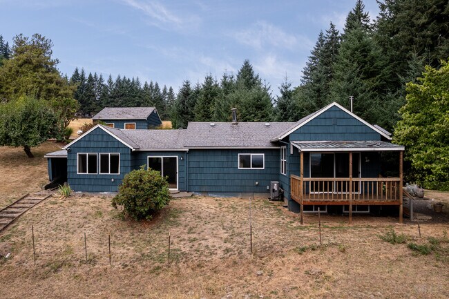 Foto del edificio - 32345 Baumgardner Ln