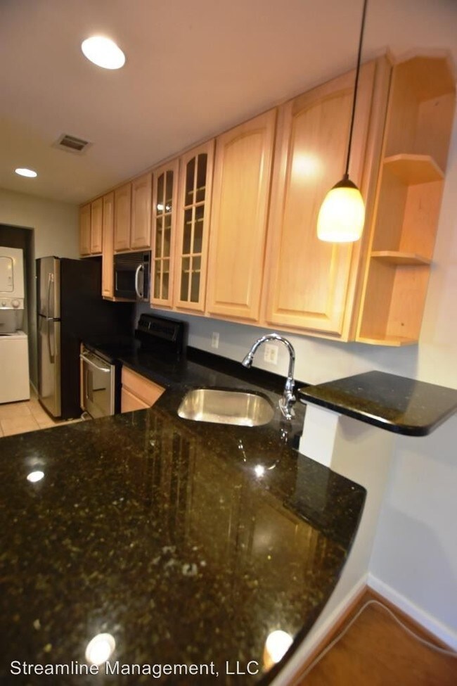 Building Photo - 5812 Inman Park Cir