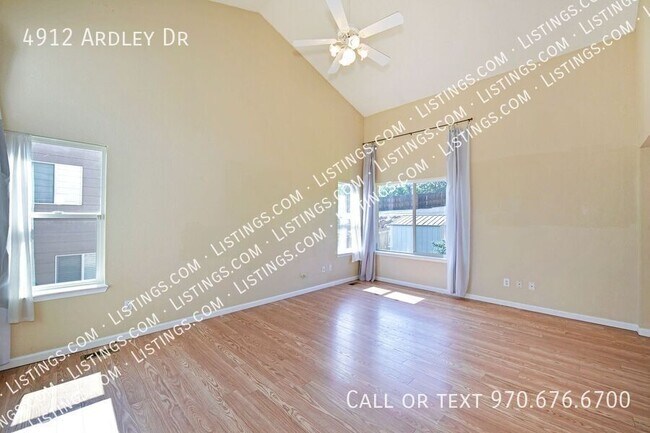 Foto del edificio - 4912 Ardley Dr