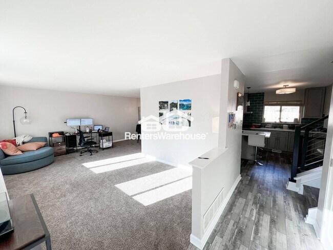 Foto del edificio - 13535 W Warren Cir