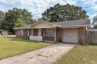 Building Photo - 525 Quigley Rd
