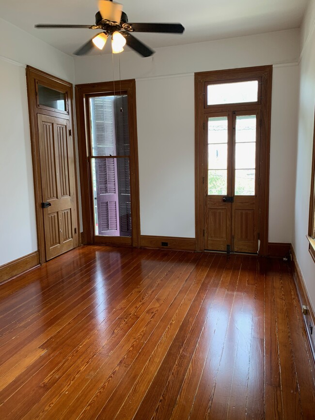 Building Photo - 240 S Pierce St