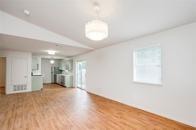Foto del edificio - 8110 Willet Trail