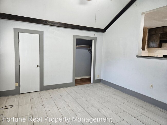 Building Photo - 3 br, 2 bath House - 6817 Craig St.