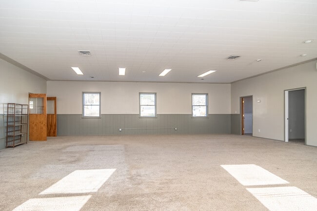 Foto del edificio - 500 Geary Dr