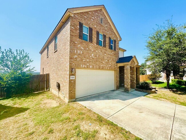 Building Photo - Your Dream Awaits! A Charming 4 bedroom 2....