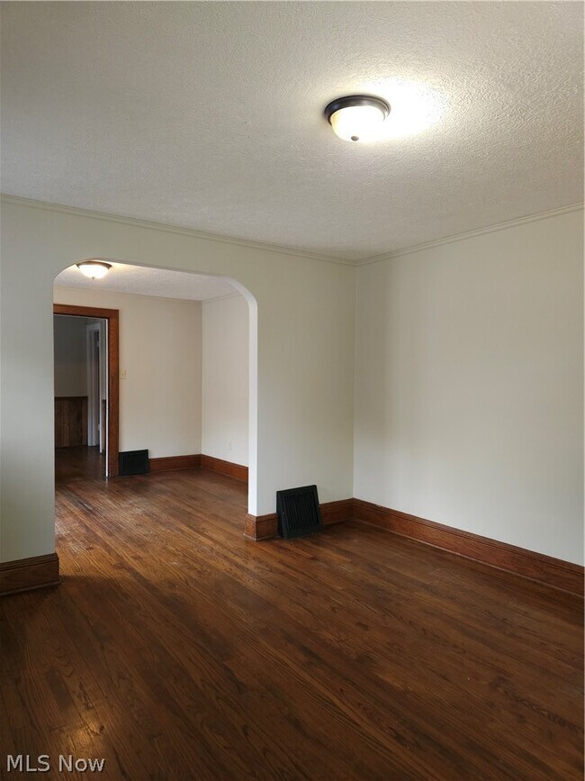 Foto del edificio - 578 Plum Ave