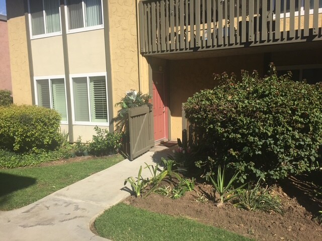 Foto del edificio - 23300 Marigold Ave