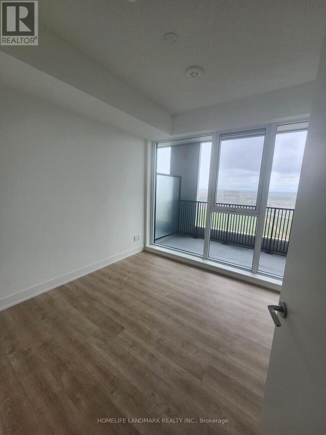 Building Photo - 56 Andre de Grasse St