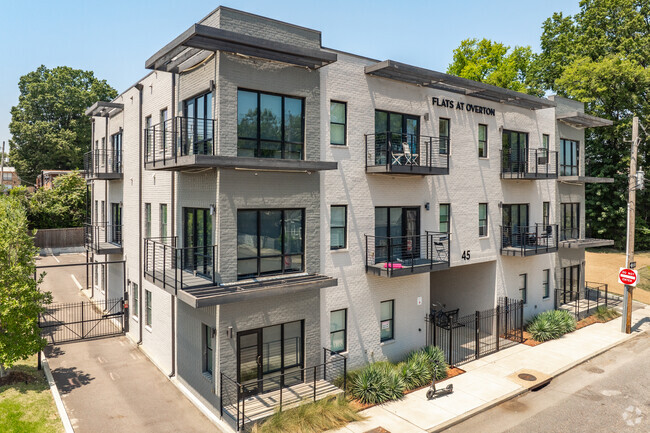 Building Photo - The Flats at Overton