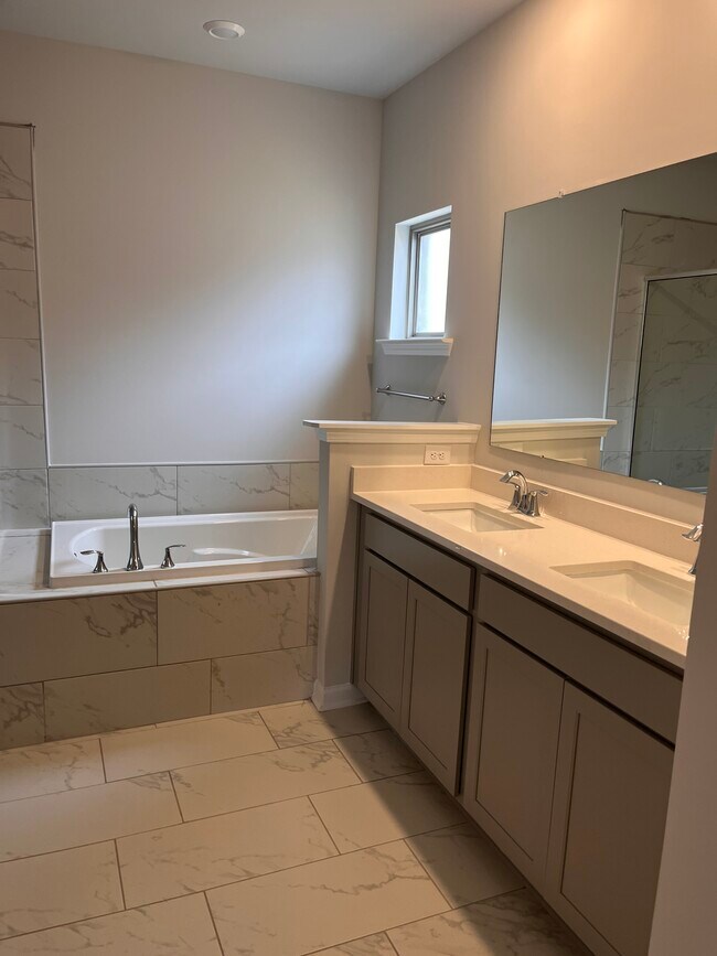 Foto del edificio - 127 Willow Rose Ln