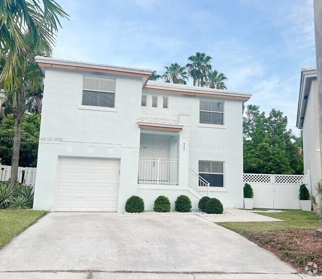 Best Luxury Coral Bay G and Coral Bay Apartments for Rent Margate, FL