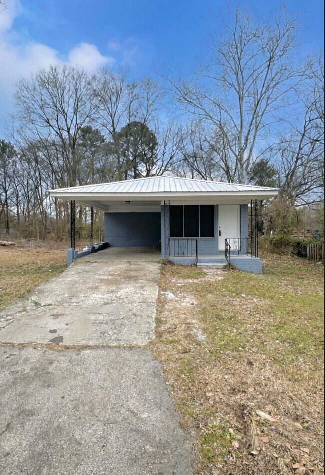 Building Photo - 6012 Alice Ave