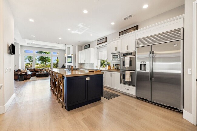 Foto del edificio - 81550 Tiburon Dr