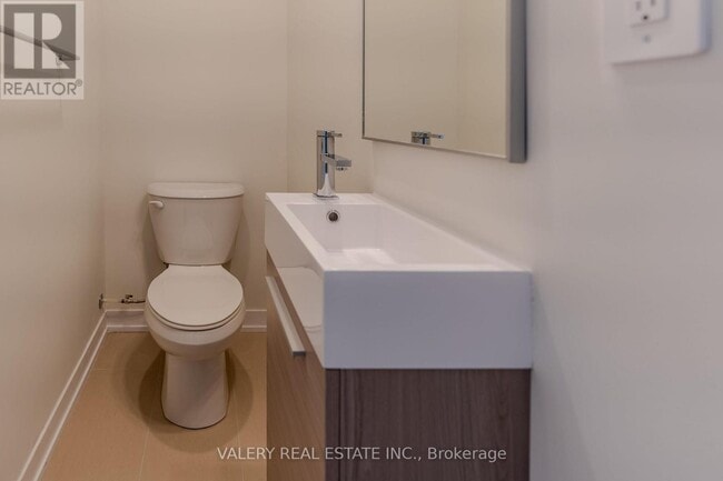 Photo du bâtiment - 18 Grn Gdns Blvd