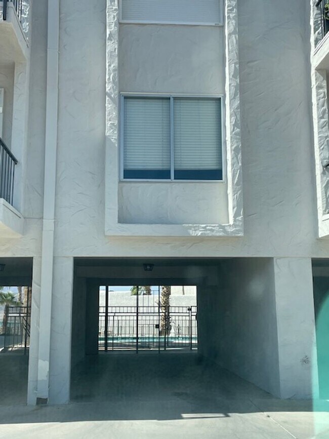 Foto del edificio - BURK0571