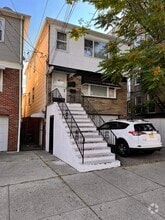 Building Photo - 227 58th St