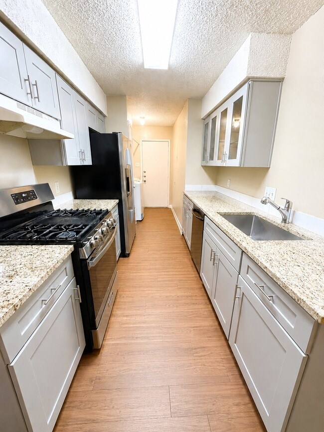 Building Photo - 12803 Chromite St