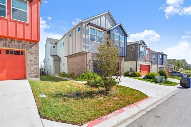 Building Photo - 7108 Silver Star Ln