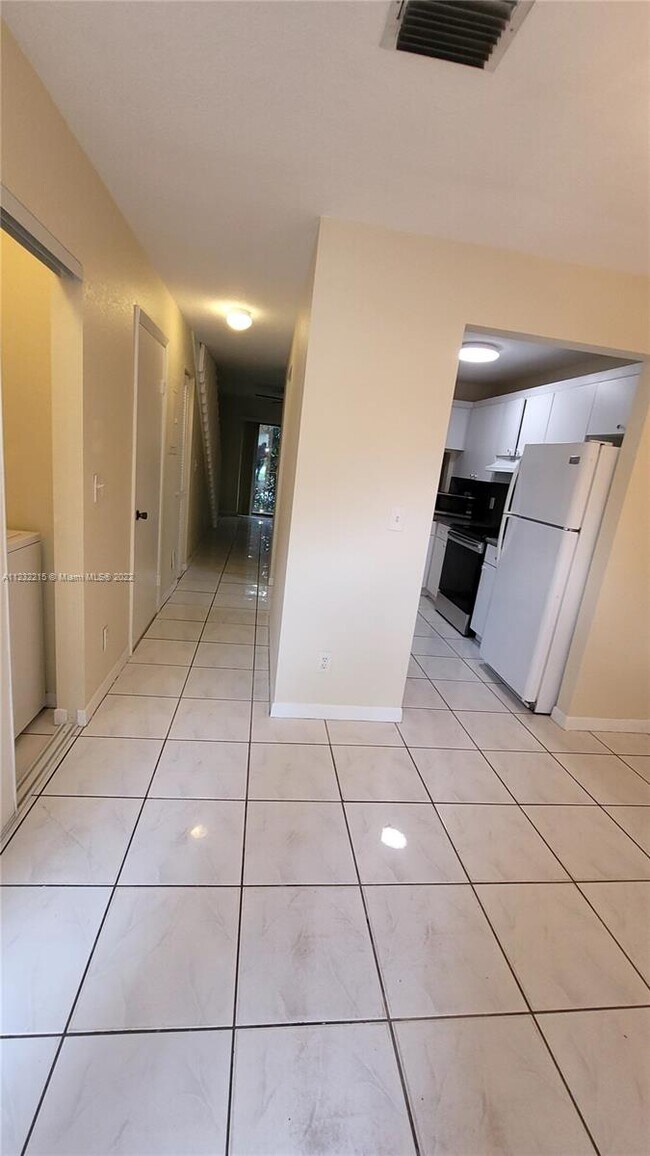 Foto del edificio - 9092 NW 40th St