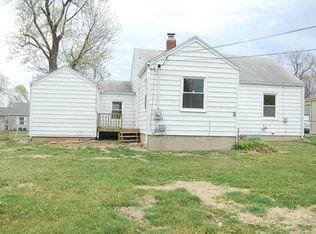 Building Photo - 2306 S Cedar Ave