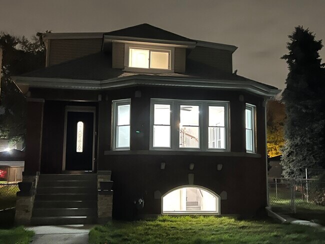 Foto del edificio - 2421 N 76th Ct