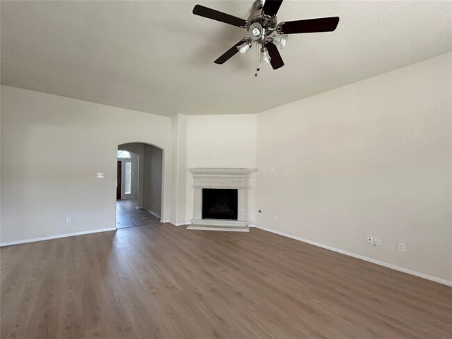 Building Photo - 3207 Tall Sycamore Trail