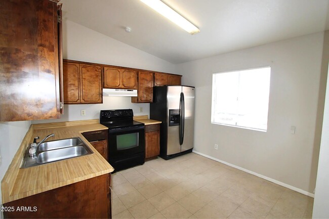 Building Photo - 4837 E Caballero Cir