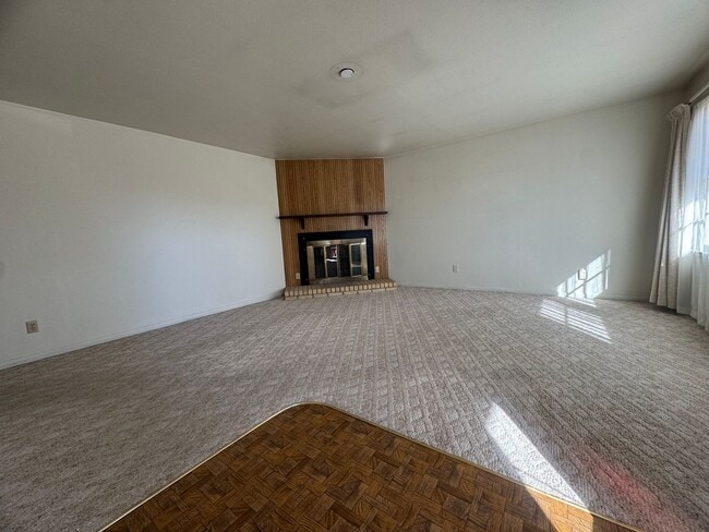 Foto del edificio - 2000 S Richardson Ave