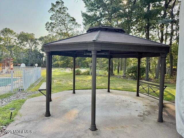 Foto del edificio - 2138 Whitesville Rd