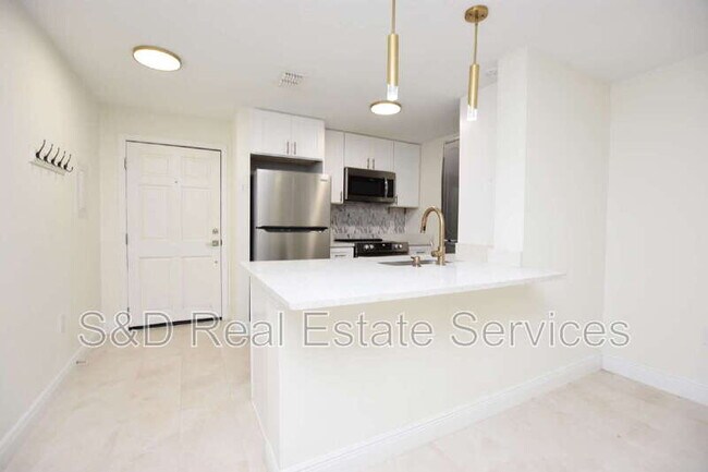 Foto del edificio - 141 Fernery Rd