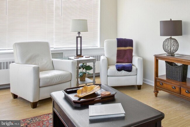 Foto del edificio - 1900 Princess Anne St