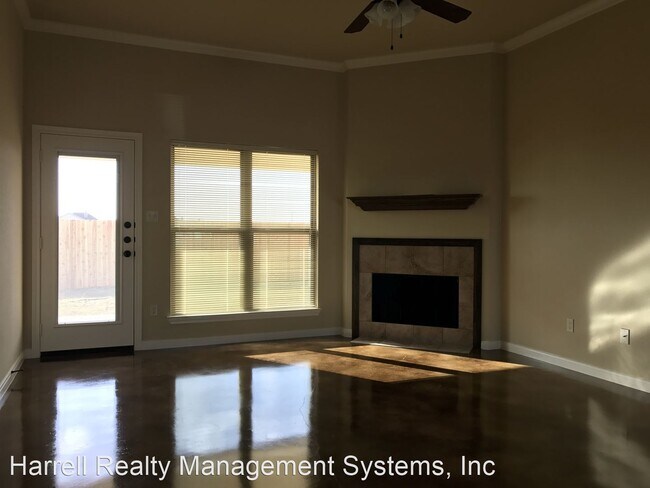 Building Photo - 3 br, 2 bath House - 600 Madison Circle