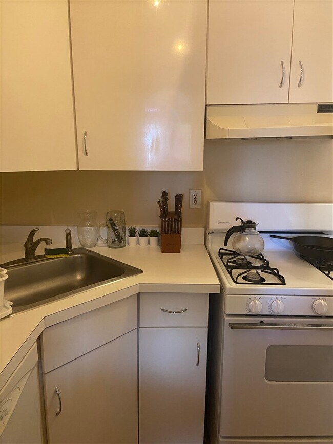 Foto del edificio - 211 14th St
