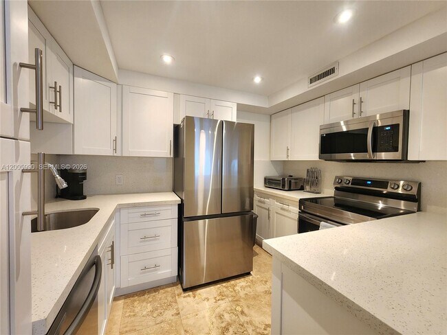 Foto del edificio - 3505 S Ocean Dr