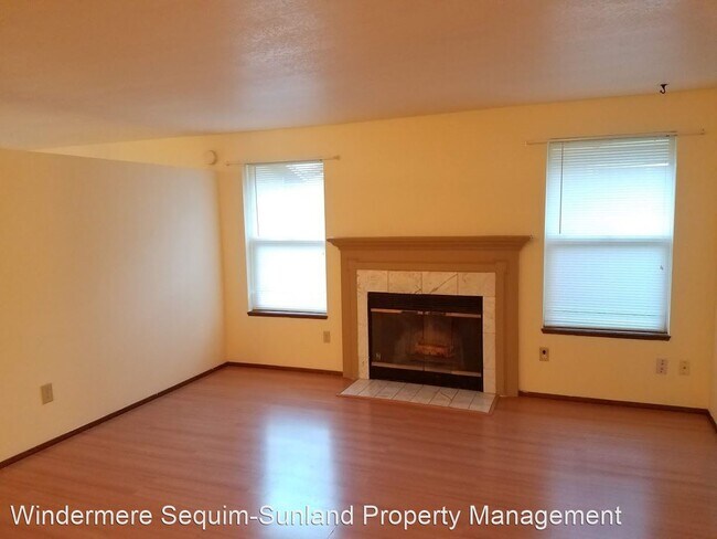 Building Photo - 3 br, 2 bath House - 320 Matriotti