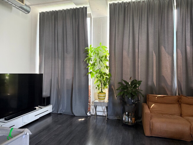 Photo - 8205 Franklin Blvd Apartment