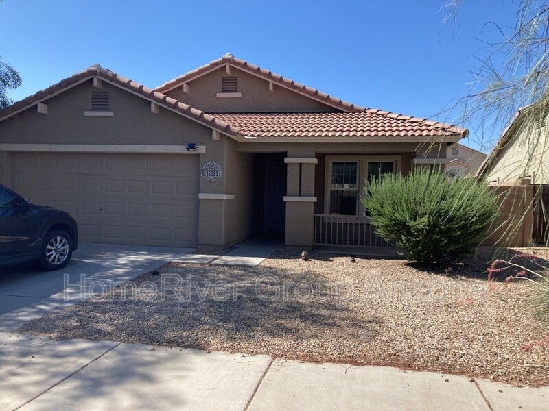 Foto principal - 15085 W Buchanan St