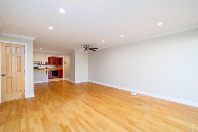 Foto del edificio - 360 Shore Rd