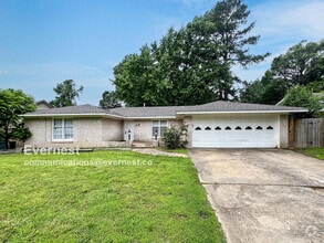 Building Photo - 8287 Farmington Dr E