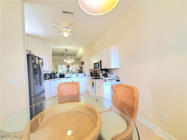 Foto del edificio - 7892 Sanctuary Cir