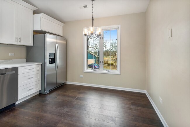 Foto del edificio - 507 W Parkside Dr