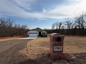 Building Photo - 17861 Lantana Loop