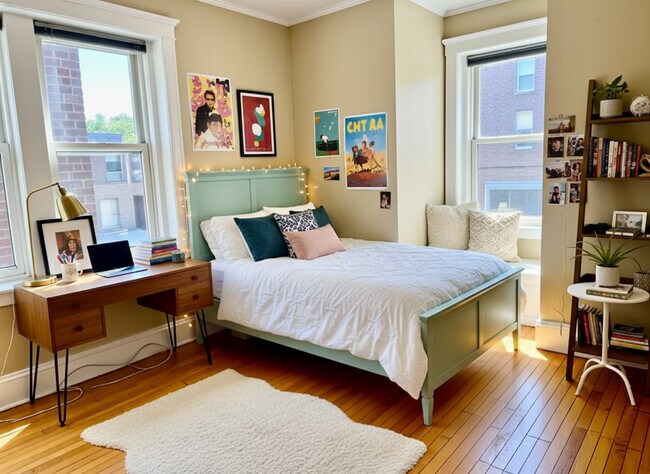 Building Photo - 54 Egmont St