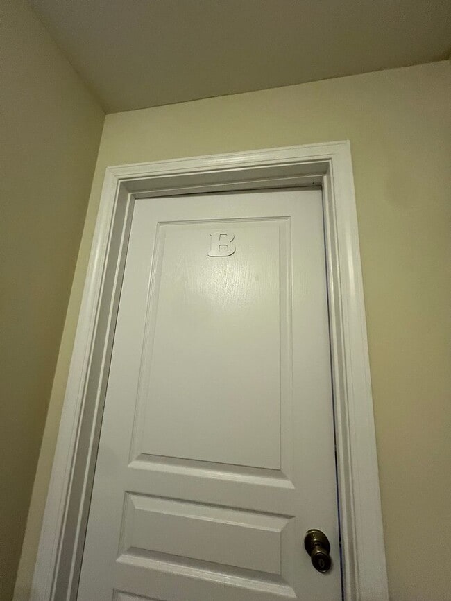 Foto del edificio - 15-1529 Gutleber