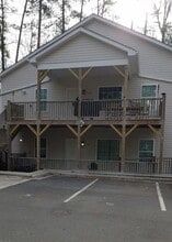 Building Photo - 441 McCauley St